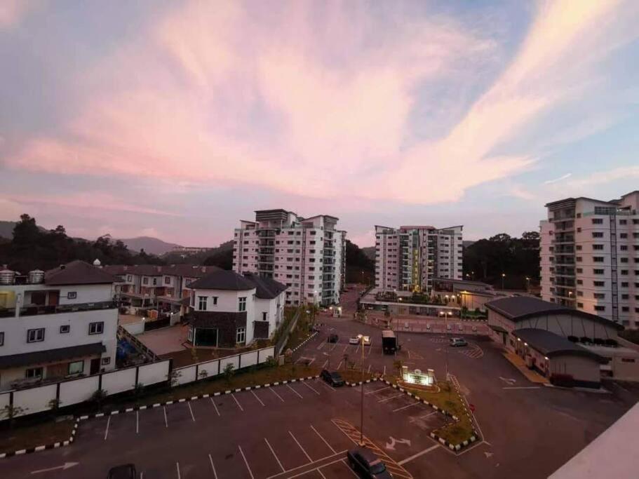 Cameron Hill Apartment